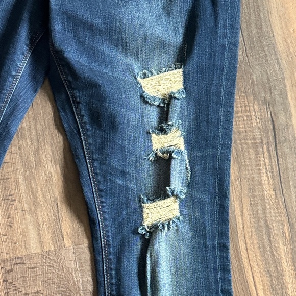 Ripped Dark Blue Women’s Skinny Jeans - Picture 4 of 12